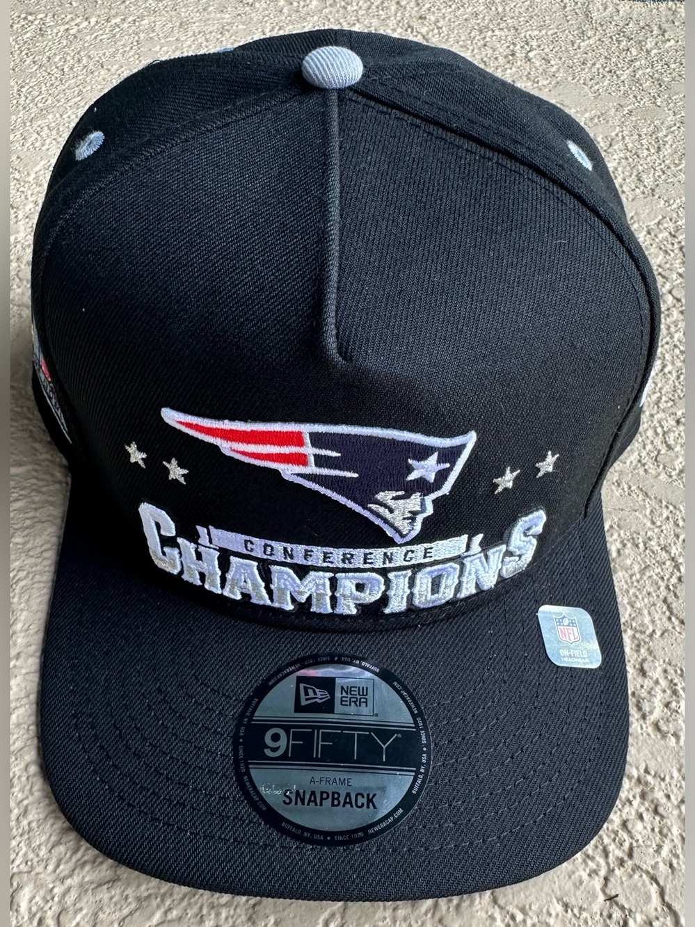 New England Patriots New Era 2025 AFC Champions Locker Room Trophy Hat NWT